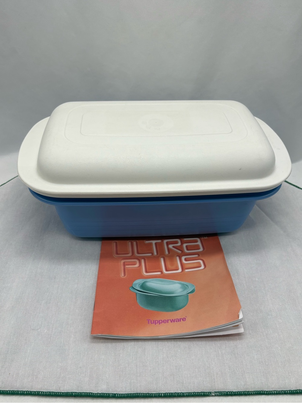 Tupperware Ultra Plus 1.9L 2-Qt Bread Loaf Pan & Cover Lid Blue Oven Microwave